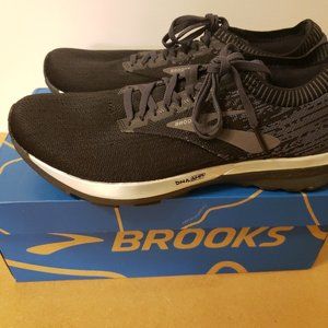 Brooks Ricochet (1202821B057)